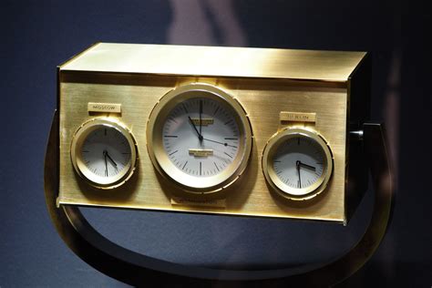 patek philippe clock given to jfk|JOHN F. KENNEDY'S PATEK PHILIPPE DESK CLOCK .